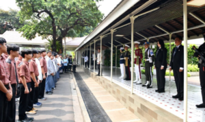 SMA PGRI Bantargadung Sukabumi Kunjungi Istana Negara dan Kantor Presiden SMA PGRI Bantargadung Sukabumi Kunjungi Istana Negara dan Kantor Presiden